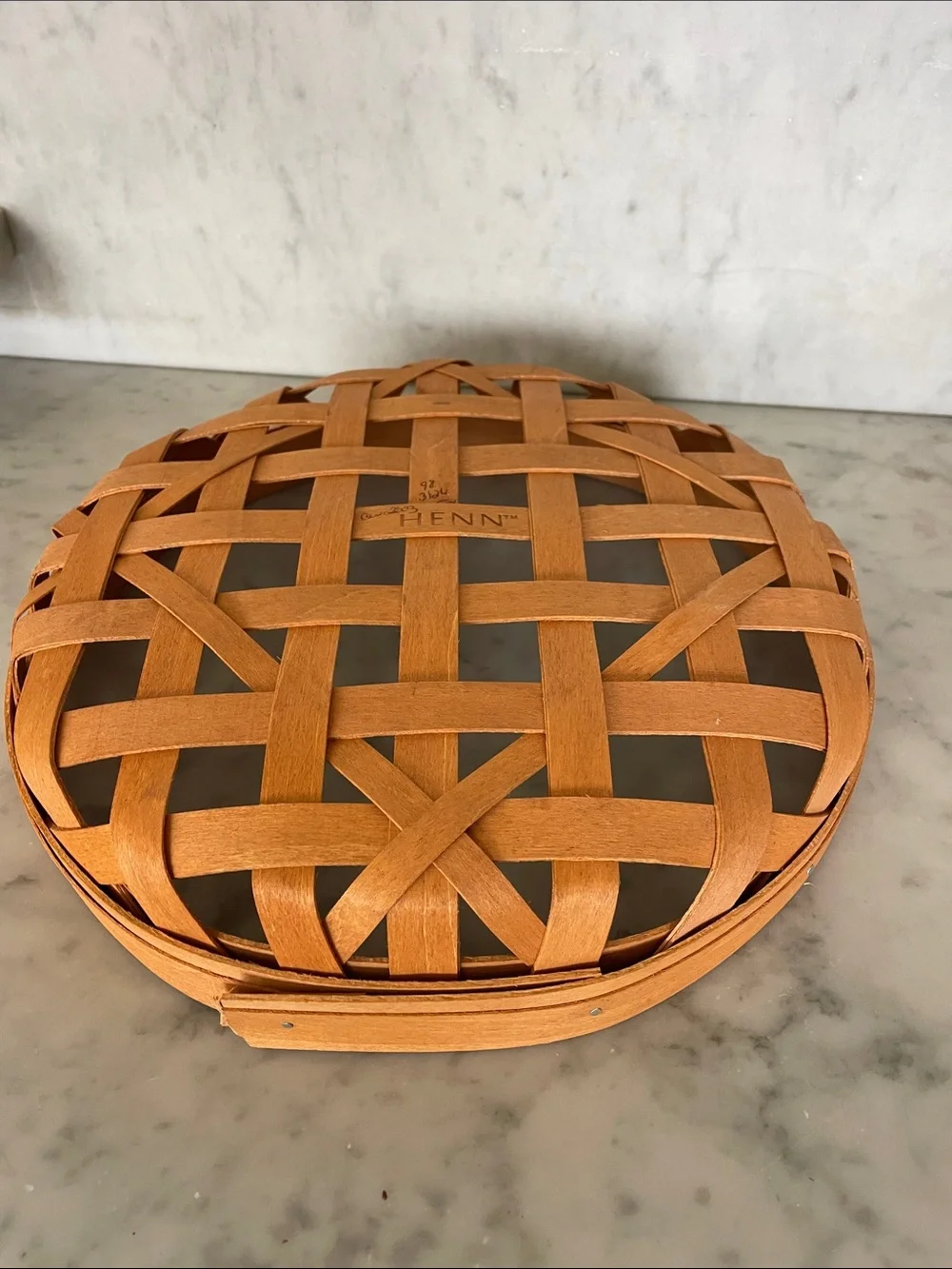 THE WORKSHOPS OF GERALD HENN Woven Round Open Weave Tan 10